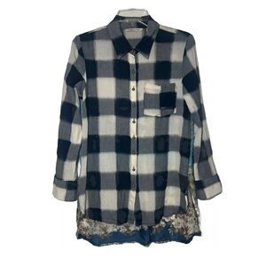 Soft Surrounding Womens Button Down Plaid Distressed Shirt W Floral Back Unique